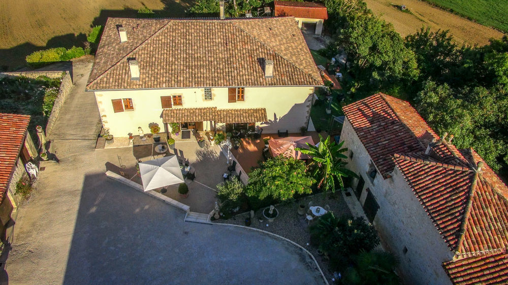 Bed and Breakfast Chambre d'Hôtes Domaine Le Castagné à Auch Extérieur photo